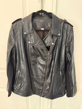 Chico's Black Faux Leather Asymmetrical Moto Jacket Size 4/20